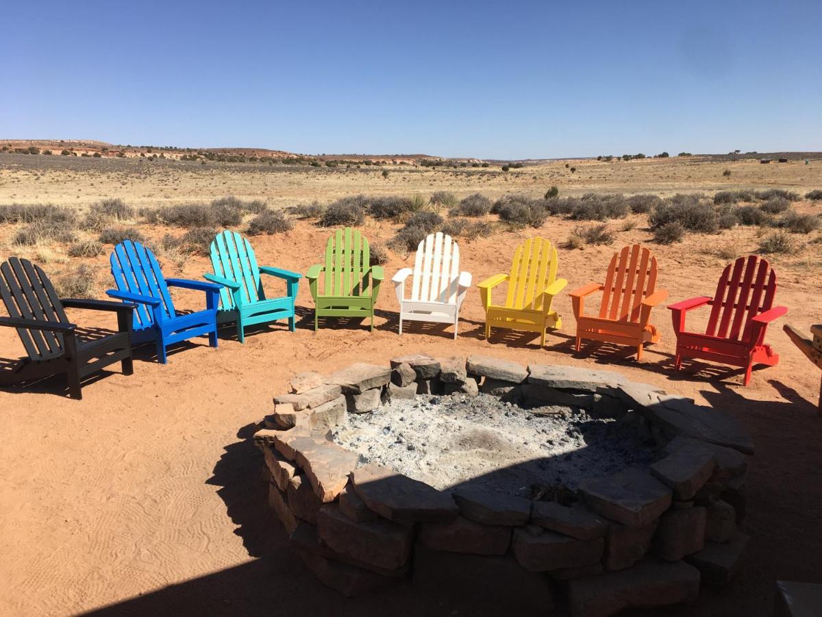 Shash Dine' Ecoretreat Page Exterior photo
